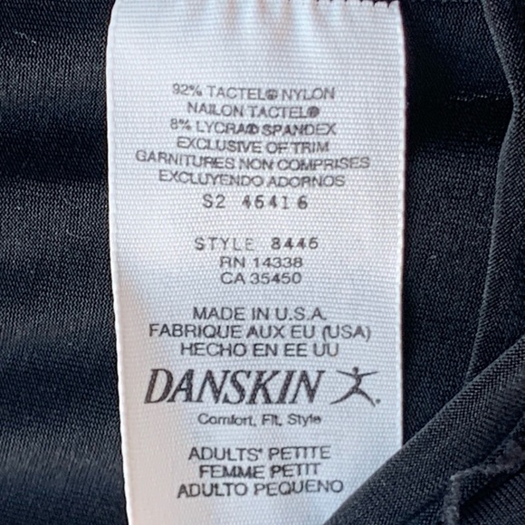 WOMEN’S PETITE BLACK DANSKIN PANTS. - Picture 5 of 10